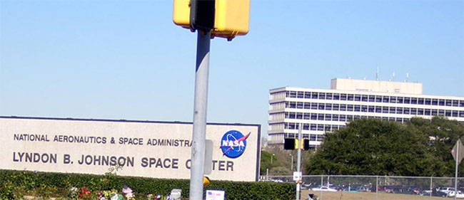 h_nasa_sign